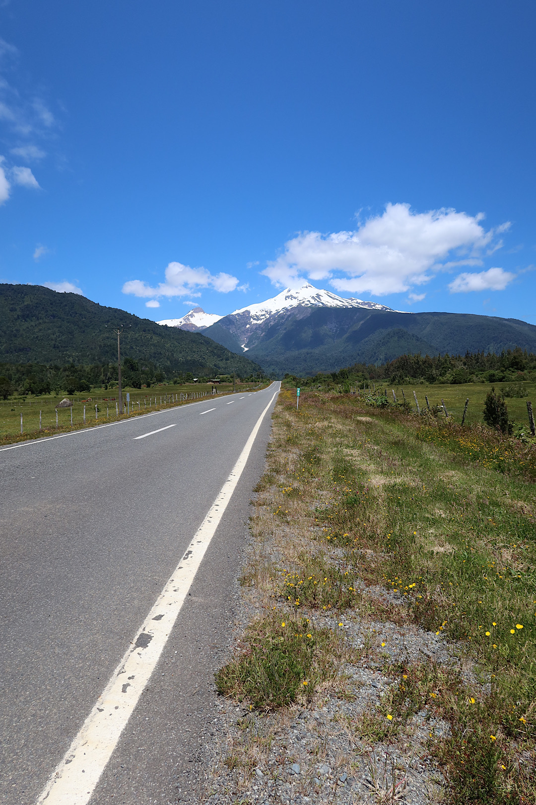 Nice and straight and fairly flat, but very windy.