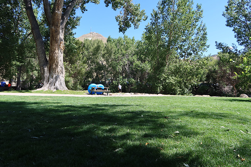 Salida riverside park.