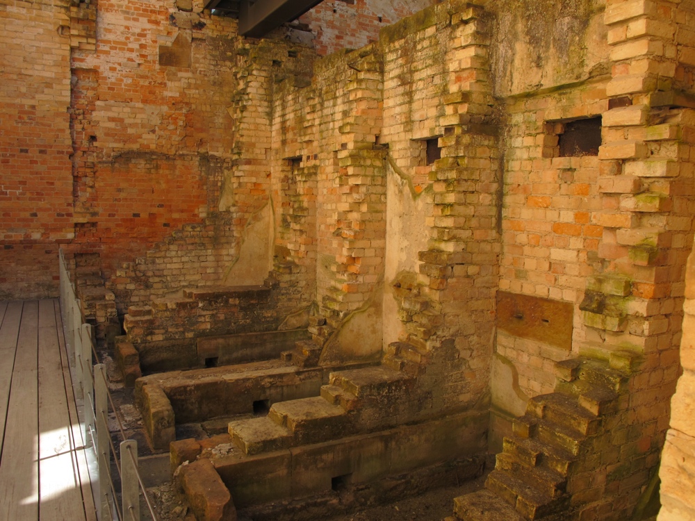 Ruins of the cells on the first floor of the penitentiary. Apparently this was for prisoners who weren&#8217;t as well behaved. Pretty small.